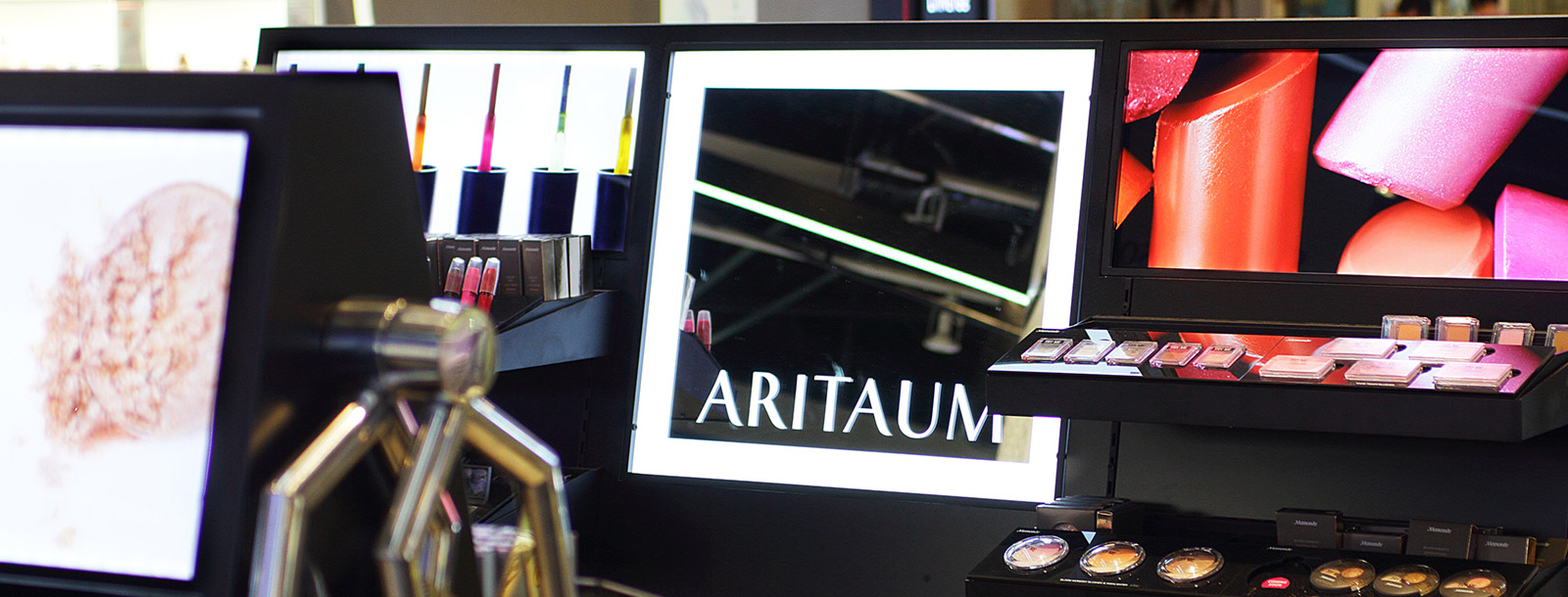 ARITAUM ARITAUM, an immensely popular South Korean cosmetic brand with over 1,300 shops globally. ARITAUM has garnered a large following from Canadian consumers looking for cosmetics and products that traditionally can only be found in Asia.